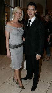 10-09-2005 SHOWBIZZ; MODESHOW VAN MART VISSER IN HET HILTON HOTEL TE AMSTERDAM.
FOTO: Albert den Iseger.