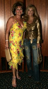 11-09-2005 SHOWBIZZ; MODESHOW PAUL SCHULTEN IN HET OKURA HOTEL TE AMSTERDAM.
FOTO:Albert en Iseger