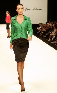 12-09-2005 SHOWBIZZ: MODESHOW VAN FRANS MOLENAAR IN DE FASHION FACTORY TE AMSTERDAM.
FOTO: Albert den iseger.
