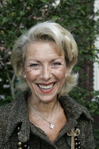 10-09-2005 SHOWBIZZ; MODESHOW VAN SHEILA DE VRIES IN CHRISTIE\'S TE AMSTERDAM.
FOTO; Albert den Iseger.