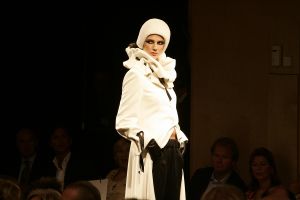 10-09-2005 SHOWBIZZ; MODESHOW VAN MART VISSER IN HET HILTON HOTEL TE AMSTERDAM.
FOTO: Albert den Iseger.