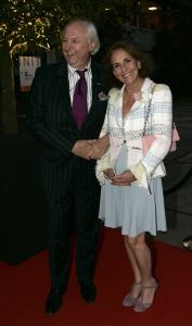 12-09-2005 SHOWBIZZ: MODESHOW VAN FRANS MOLENAAR IN DE FASHION FACTORY TE AMSTERDAM.
FOTO: Albert den iseger.