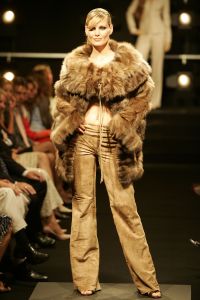 10-09-2005 SHOWBIZZ; MODESHOW VAN MART VISSER IN HET HILTON HOTEL TE AMSTERDAM.
FOTO: Albert den Iseger.