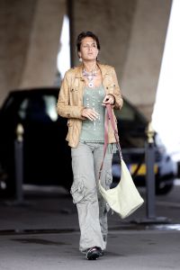 05-09-2005 SHOWBIZZ: Harry Mens met nieuwe vriendin Lara.Harry Mens heeft weer nieuws, ten eerste een nieuw programma  BREEK DE WEEK  bij RTL 7 en een nieuwe vriendin Lara, 29 lentes jong en op het ogenblik de oogappel van Harry.Vanaf 21 september bij RTL 7 een nieuw politiek steekspel van Harry Mens.
foto Albert den Iseger.