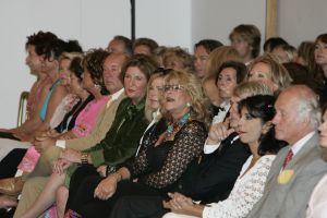 10-09-2005 SHOWBIZZ; MODESHOW VAN SHEILA DE VRIES IN CHRISTIE\'S TE AMSTERDAM.
FOTO; Albert den Iseger.