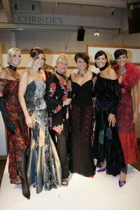 10-09-2005 SHOWBIZZ; MODESHOW VAN SHEILA DE VRIES IN CHRISTIE\'S TE AMSTERDAM.
FOTO; Albert den Iseger.