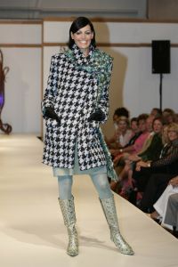 10-09-2005 SHOWBIZZ; MODESHOW VAN SHEILA DE VRIES IN CHRISTIE\'S TE AMSTERDAM.
FOTO; Albert den Iseger.