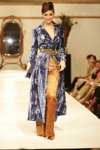 10-09-2005 SHOWBIZZ; MODESHOW VAN SHEILA DE VRIES IN CHRISTIE\'S TE AMSTERDAM.
FOTO; Albert den Iseger.