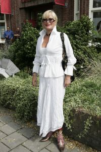 10-09-2005 SHOWBIZZ; MODESHOW VAN SHEILA DE VRIES IN CHRISTIE\'S TE AMSTERDAM.
FOTO; Albert den Iseger.