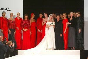 12-09-2005 SHOWBIZZ: MODESHOW VAN FRANS MOLENAAR IN DE FASHION FACTORY TE AMSTERDAM.
FOTO: Albert den iseger.