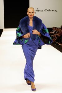 12-09-2005 SHOWBIZZ: MODESHOW VAN FRANS MOLENAAR IN DE FASHION FACTORY TE AMSTERDAM.
FOTO: Albert den iseger.