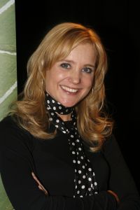13-09-2006 SHOWBIZZ; SONJA BAKKER EN RENE SPRANGERS IN HET PROGRAMMA JE ECHTE LEEFTIJD. Vanaf 13 September om 21.30 uur op SBS 6 het nieuwe programma van Sonja Bakker  en  cardioloog Rene Sprangers wat draait om  JE ECHTE LEEFTIJD. In je Echte Leeftijd wordt de mensen een spiegel voor gehouden. Vele mensen leven erg ongezond en Sonja en Rene proberen via hun programma daar verandering in te brengen. Zij proberen samen om de kwaliteit van het  leven bij veel Nederlanders naar boven te kunnen bijstellen. Al met al weer een topprogramma bij SBS6.
foto: Albert den Iseger.