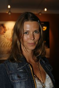 24-09-2006 SHOWBIZZ; WILLEKE ALBERTI JUBILEUMCONCERT IN LUXOR TE ROTTERDAM. GOUD zo heet de prachtige Princess Entertainment produktie die gisteren groots onthaald in het Luxor theater te Rotterdam. Meer dan 1500 gasten waren aanwezig om Willeke te zien schitteren samen met Brigitte Nijman en Frans Schraven op de Rotterdamse buhne. Met recht een gouden jubileum voor Willeke Alberti die al meer dan 50 jaar in the spotlights staat. Willeke gaf tijdens dit jublileumconcert een terugblik op haar glansrijke musicale carriere. Vele gasten genoten o.a. Andre van Duin-Frans Wijsglas-Annie de Reuver-Jaap Blokker-Boudewijn de Groot-Jeroen Krabbe-Bram Peper-Johnny de Mol-Dinand-Corry van Gorp-Eelco Brinkman-Tonny Eijk en vele anderen. 
foto; Albert den Iseger.