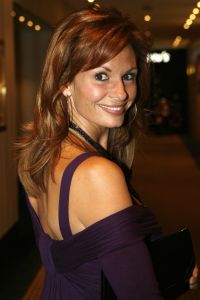 09-09-2006 SHOWBIZZ; MART VISSER COUTURE SHOW WINTER 2006-2007 HILTON AMSTERDAM. De talentvolle designer bracht weer een prachtrige couture show in het overvolle Hilton. Vele BNers waren weer aanwezig en iedereen was weer vol over hetgeen Mart Visser toonde.
foto: Albert den Iseger.