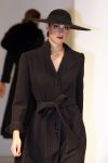 11-09-2006 SHOWBIZZ; FRANS MOLENAAR WEER MOOI EN VERRASSEND. De grootmeester van de haute couture in Nederland was weer verrassend en smaakvol. De mode van Molenaar was er een met strakke lijnen en geen gefrommel met stofjes of lintjes.Een creatie van Molenaar is het geld dik waard zo zei en liefhebster.Vele vips waren weer aanwezig in het te drukke Amstel hotel die eens moet gaan nadenken over een goed werkende airco. De show was top en na de show was de bitterbal natuurlijk geen verrassing meer. Frans Molenaar still going very strong.
foto: Albert den Iseger.