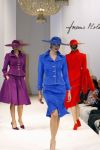 11-09-2006 SHOWBIZZ; FRANS MOLENAAR WEER MOOI EN VERRASSEND. De grootmeester van de haute couture in Nederland was weer verrassend en smaakvol. De mode van Molenaar was er een met strakke lijnen en geen gefrommel met stofjes of lintjes.Een creatie van Molenaar is het geld dik waard zo zei en liefhebster.Vele vips waren weer aanwezig in het te drukke Amstel hotel die eens moet gaan nadenken over een goed werkende airco. De show was top en na de show was de bitterbal natuurlijk geen verrassing meer. Frans Molenaar still going very strong.
foto: Albert den Iseger.
