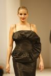 11-09-2006 SHOWBIZZ; FRANS MOLENAAR WEER MOOI EN VERRASSEND. De grootmeester van de haute couture in Nederland was weer verrassend en smaakvol. De mode van Molenaar was er een met strakke lijnen en geen gefrommel met stofjes of lintjes.Een creatie van Molenaar is het geld dik waard zo zei en liefhebster.Vele vips waren weer aanwezig in het te drukke Amstel hotel die eens moet gaan nadenken over een goed werkende airco. De show was top en na de show was de bitterbal natuurlijk geen verrassing meer. Frans Molenaar still going very strong.
foto: Albert den Iseger.