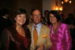 11-09-2006 SHOWBIZZ; FRANS MOLENAAR WEER MOOI EN VERRASSEND. De grootmeester van de haute couture in Nederland was weer verrassend en smaakvol. De mode van Molenaar was er een met strakke lijnen en geen gefrommel met stofjes of lintjes.Een creatie van Molenaar is het geld dik waard zo zei en liefhebster.Vele vips waren weer aanwezig in het te drukke Amstel hotel die eens moet gaan nadenken over een goed werkende airco. De show was top en na de show was de bitterbal natuurlijk geen verrassing meer. Frans Molenaar still going very strong.
foto: Albert den Iseger.