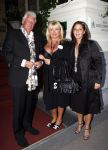11-09-2006 SHOWBIZZ; FRANS MOLENAAR WEER MOOI EN VERRASSEND. De grootmeester van de haute couture in Nederland was weer verrassend en smaakvol. De mode van Molenaar was er een met strakke lijnen en geen gefrommel met stofjes of lintjes.Een creatie van Molenaar is het geld dik waard zo zei en liefhebster.Vele vips waren weer aanwezig in het te drukke Amstel hotel die eens moet gaan nadenken over een goed werkende airco. De show was top en na de show was de bitterbal natuurlijk geen verrassing meer. Frans Molenaar still going very strong.
foto: Albert den Iseger.