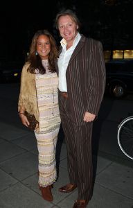 18-09-2008 SHOWBIZZ; MONIQUE COLLIGNON PRESENTEERDE ELEGANTE HAUTE COUTURE IN AMSTEL HOTEL. De wintercollectie 2008 mag gezien worden van M.C. In de hal van het Amstelhotel klonk de prachtige muziek  van Maria Callas en liepen de modellen trap op en af om de aanwezige MC liefhebbers hun prachtige creaties te tonen.
Veel prachtige jurkjes  mantels en robe-manteaus. Onder het publiek bevonden zich oa. Ankie van Grunsven -Sylvia Toth en Ankie en Rolf Friedlander. Een zeer geslaagde avond maar dan zonder de Molenaar bitterbal in de hal van het Amstelhotel te Amsterdam.
foto: Albert den Iseger.
