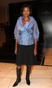 13-09-2008: SHOWBIZZ; MART VISSER LAAT ZIEN WAT HAUTE COUTURE IS IN WINTER 2008.
Mart Visser toonde wederom zijn collectie in het Amsterdamse  Hilton hotel. Weer tal van bekende Nederlanders waren gekomen om te smullen van Mart s wintercollectie.
foto: Albert den Iseger.