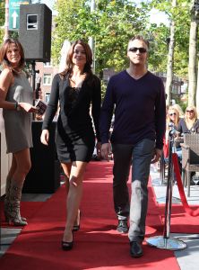 16-09-2008 SHOWBIZZ; MODESHOW VOOR HET GOEDE DOEL IS SUCCES VOOR CF STICHTING. Vele bekenden liepen belangen loos mee met deze modeshow voor de stichting CF voor bestrijding van de Thaislijmziekte. Op de catwalk liepen oa. Marijke van Helwegen-Emile Ratelband-Robert Schoemacher-Nada van Nie-Mariska Hulscher-John Williams-Miljuschka van Witzenhausen en Magic Mara Kazan. Het werd gepresenteerd door de ex van vele mooie mannen Rosalie van Bremen die ook hier weer tijdens de veiling een date maakte met Michel. Het geheel werd perfect georganiseerd door Claudia Schoemacher en Irene van I.K.boutique uit Amsterdam. er werd in totaal 10.000 euries opgehaald voor het meer dan goede doel. 
foto: Albert den Iseger.