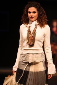 03-09-2008 SHOWBIZZ; ERNY VAN REIJMERSDAL TOONT WINTERCOLLECTIE 2008 TIJDENS MILJONAIRS SUMMER FAIR IN NOORDWIJK AAN ZEE.
foto: Albert den Iseger.