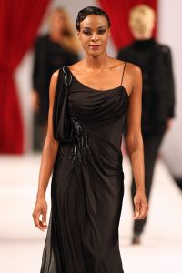 04-09-2008 SHOWBIZZ; MODESHOW VAN JOS VAN RAAK IN WESTERKERK TE AMSTERDAM ERG DRUK BEZOCHT. Eenmaal per jaar organiseerd  Jos van Raak een modeshow voor zijn klanten en sponcers en op de catwalk lopen dan bekende Nederlanders mee. Dit jaar liepen in zijn modeshow mee Irene van Laar - Zwangere Froukje de Both - Lieke van Lexmond en Elize. Het was weer een topshow met prachtige kledingsstukken. Het prachtige dak van de Westerkerk ging er bijna van af toen het applaus na de show losbrak.
foto: Albert den Iseger.