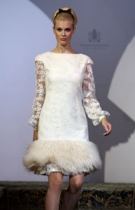 18-09-2008 SHOWBIZZ; MONIQUE COLLIGNON PRESENTEERDE ELEGANTE HAUTE COUTURE IN AMSTEL HOTEL. De wintercollectie 2008 mag gezien worden van M.C. In de hal van het Amstelhotel klonk de prachtige muziek  van Maria Callas en liepen de modellen trap op en af om de aanwezige MC liefhebbers hun prachtige creaties te tonen.
Veel prachtige jurkjes  mantels en robe-manteaus. Onder het publiek bevonden zich oa. Ankie van Grunsven -Sylvia Toth en Ankie en Rolf Friedlander. Een zeer geslaagde avond maar dan zonder de Molenaar bitterbal in de hal van het Amstelhotel te Amsterdam.
foto: Albert den Iseger.