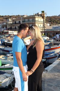 17-09-2010 SHOWBIZZ; JAN SMIT EN LIZA OP VAKANTIE OP ROMANTISCHE KRETA.  Jan Smit en Liza samen met Nick Schilder en Kristen Hofstee heel PRIVE op vakantie op zomers Kreta. Deze week het verhaal en de exclusieve foto s in weekblad Prive.
foto: Albert den Iseger.17-09-2010 SHOWBIZZ; JAN SMIT EN LIZA OP VAKANTIE OP ROMANTISCHE KRETA.  Jan Smit en Liza samen met Nick Schilder en Kristen Hofstee heel PRIVE op vakantie op zomers Kreta. Deze week het verhaal en de exclusieve foto s in weekblad Prive.
foto: Albert den Iseger.
