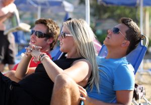 17-09-2010 SHOWBIZZ; JAN SMIT EN LIZA OP VAKANTIE OP ROMANTISCHE KRETA.  Jan Smit en Liza samen met Nick Schilder en Kristen Hofstee heel PRIVE op vakantie op zomers Kreta. Deze week het verhaal en de exclusieve foto s in weekblad Prive.
foto: Albert den Iseger.
