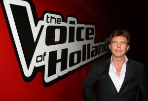 23-09-2010 SHOWBIZZ; THE  VOICE OF HOLLAND BLOW YOU AWAY TOMORROW. Na de eerste aflevering van the Voice is het morgen weert de beurt aan het TOP TALENT van Nederland om de jury weg te blazen met prachtige muziek. Met de goudgebekte Ben Saunders van afgelopen week kan je rekenen op veel meer talent van het door John de Mol bedachte talenten jacht. Afgelopen vrijdag keken meer dan 1.6 miljoen mensen naar de VOICE, morgen zal het dichter bij de 2 miljoen zijn zo schatten de  TV deskundigen. Morgen is het onderandere de beurt aan SARINA die al is gebombardeerd als een van de topfavorieten. We zullen het gaan meemaken.
foto: Albert den Iseger.