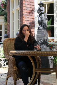 22-09-2011 SHOWBIZZ; CONSTANZA BREUKHOVEN VLUCHT UIT DE GOUDEN KOOI. Het 206 pagina-s schokkende boek is nu uit. Constanza heet per vandaag weer AMANDA MORALES  en weet heel goed wat zij wil. Constanza de pleegdochter van Connie en Hans van Breukhoven heeft op haar 36ste haar biografie geschreven. In de biografie worden alle geheimen prijsgegeven die zich binnen de muren van de Gouden Kooi plaats vonden. Amanda Morales wil met de opbrengst van dit boek haar zusje gaan zoeken die zich waarschijnlijk in de USA bevind .Lees deze biografie die U een ander beeld zal geven van de glamour familie uit Wassenaar.
foto: Albert den Iseger.