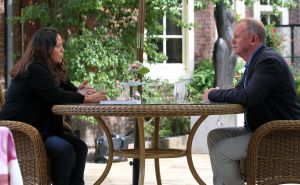 22-09-2011 SHOWBIZZ; CONSTANZA BREUKHOVEN VLUCHT UIT DE GOUDEN KOOI. Het 206 pagina-s schokkende boek is nu uit. Constanza heet per vandaag weer AMANDA MORALES  en weet heel goed wat zij wil. Constanza de pleegdochter van Connie en Hans van Breukhoven heeft op haar 36ste haar biografie geschreven. In de biografie worden alle geheimen prijsgegeven die zich binnen de muren van de Gouden Kooi plaats vonden. Amanda Morales wil met de opbrengst van dit boek haar zusje gaan zoeken die zich waarschijnlijk in de USA bevind .Lees deze biografie die U een ander beeld zal geven van de glamour familie uit Wassenaar.
foto: Albert den Iseger.