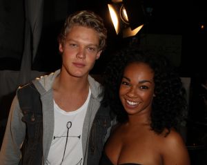 19-09-2011 SHOWBIZZ; MODESHOW VAN JOS VAN RAAK VOOR DE NEGENDE KEER IN AMSTERDAM. Niet meer weg te denken in de fashion scene van 2011, de shows van Jos van Raak. Ook dit keer weer BNers op de catwalk oa. Quinty Trustfull, Froukje de Both en Irene van de Laar. De meest waanzinnige creaties kwamen voorbij en de vintage jurken van RAAK signature was echt het moment dat de mensen uit hun dak gingen.
foto: Albert den Iseger