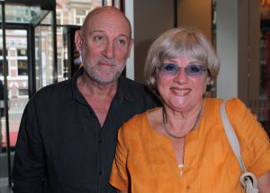 14-09-2011 SHOWBIZZ; WILLEM NIJHOLT  SCHRIJFT EIGEN AUTOBIOGRAFIE MET BRONZEND HART. De 77 jarige Willen Nijhold had nooit aan een autobiografie gedacht maar is dan dan toch gekomen samen met een box van 10 dvd_s. Het is een soort bloemlezing van de brieven aan Hella Haasse zo vertelde Willem mij. De twee konden elkaar van het tv programma van Rik Felderhof uit 1996. Joop van den Ende kreeg het eerste boek en Willem kreeg de eerste dvd box van Joop.
foto: Albert den Iseger.