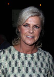 19-09-2011 SHOWBIZZ; MODESHOW VAN JOS VAN RAAK VOOR DE NEGENDE KEER IN AMSTERDAM. Niet meer weg te denken in de fashion scene van 2011, de shows van Jos van Raak. Ook dit keer weer BNers op de catwalk oa. Quinty Trustfull, Froukje de Both en Irene van de Laar. De meest waanzinnige creaties kwamen voorbij en de vintage jurken van RAAK signature was echt het moment dat de mensen uit hun dak gingen.
foto: Albert den Iseger