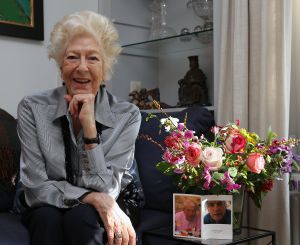 19-09-2013 SHOWBIZZ; ELLEN VOGEL-91 JAAR- VERHUISDE NAAR AANLEUNWONING. Ellen Vogel  verloor vorig jaar haar echtgenoot JIMMY MUNNINGHOFF. Nu is zij verhuist aan een woning a d rand van Amsterdam. Monique Kallmann zoekt haar op en maakte een mooi verhaal dat deze week in weekblad PRIVE staat.
foto: Albert den Iseger.