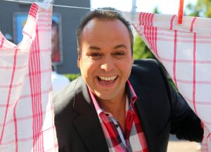 08-09-2013 SHOWBIZZ; VIVA LA FRANS( BAUER) IS WEER EEN TV KNALLER. Frans en Dorus Bauer zij08-09-2013 SHOWBIZZ; VIVA LA FRANS( BAUER) IS WEER EEN TV KNALLER. Frans en Dorus Bauer zijn weer een TV knaller geworden. Met gemiddeld meer dan 1 miljoen kijkers hebben de broers weer een TV Hit te pakken.
foto: Albert den Iseger.n weer een TV knaller geworden. Met gemiddeld meer dan 1 miljoen kijkers hebben de broers weer een TV Hit te pakken.
foto: Albert den Iseger.