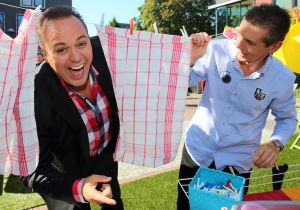 08-09-2013 SHOWBIZZ; VIVA LA FRANS( BAUER) IS WEER EEN TV KNALLER. Frans en Dorus Bauer zijn weer een TV knaller geworden. Met gemiddeld meer dan 1 miljoen kijkers hebben de broers weer een TV Hit te pakken.
foto: Albert den Iseger.