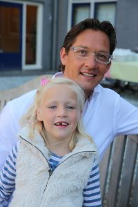 08-09-2013 SHOWBIZZ; VIVA LA FRANS( BAUER) IS WEER EEN TV KNALLER. Frans en Dorus Bauer zijn weer een TV knaller geworden. Met gemiddeld meer dan 1 miljoen kijkers hebben de broers weer een TV Hit te pakken.
foto: Albert den Iseger.