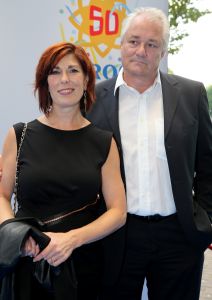 03-09-2014 SHOWBIZZ; DE GROOTSTE FAMILIE VAN NEDERLAND VIERT VOOR DE LAATSTE KEER EEN TROS FEEST. Vele TROS gezichten waren naar CARRE toegekomen om gezamenlijk nog een keer een feestje te vieren. Vele zagen het ook als het einde van de GROOTSTE FAMILIE van NL.
foto: Albert den Iseger