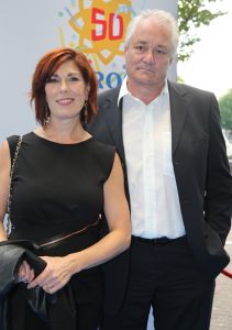 03-09-2014 SHOWBIZZ; DE GROOTSTE FAMILIE VAN NEDERLAND VIERT VOOR DE LAATSTE KEER EEN TROS FEEST. Vele TROS gezichten waren naar CARRE toegekomen om gezamenlijk nog een keer een feestje te vieren. Vele zagen het ook als het einde van de GROOTSTE FAMILIE van NL.
foto: Albert den Iseger