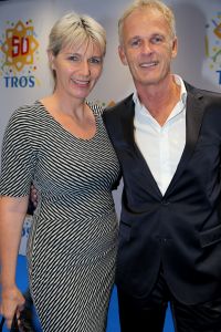 03-09-2014 SHOWBIZZ; DE GROOTSTE FAMILIE VAN NEDERLAND VIERT VOOR DE LAATSTE KEER EEN TROS FEEST. Vele TROS gezichten waren naar CARRE toegekomen om gezamenlijk nog een keer een feestje te vieren. Vele zagen het ook als het einde van de GROOTSTE FAMILIE van NL.
foto: Albert den Iseger