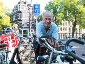 03-09-2014 SHOWBIZZ; DE GROOTSTE FAMILIE VAN NEDERLAND VIERT VOOR DE LAATSTE KEER EEN TROS FEEST. Vele TROS gezichten waren naar CARRE toegekomen om gezamenlijk nog een keer een feestje te vieren. Vele zagen het ook als het einde van de GROOTSTE FAMILIE van NL.
foto: Albert den Iseger