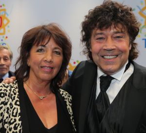 03-09-2014 SHOWBIZZ; DE GROOTSTE FAMILIE VAN NEDERLAND VIERT VOOR DE LAATSTE KEER EEN TROS FEEST. Vele TROS gezichten waren naar CARRE toegekomen om gezamenlijk nog een keer een feestje te vieren. Vele zagen het ook als het einde van de GROOTSTE FAMILIE van NL.
foto: Albert den Iseger