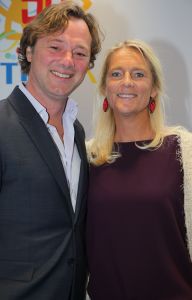 03-09-2014 SHOWBIZZ; DE GROOTSTE FAMILIE VAN NEDERLAND VIERT VOOR DE LAATSTE KEER EEN TROS FEEST. Vele TROS gezichten waren naar CARRE toegekomen om gezamenlijk nog een keer een feestje te vieren. Vele zagen het ook als het einde van de GROOTSTE FAMILIE van NL.
foto: Albert den Iseger