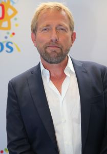 03-09-2014 SHOWBIZZ; DE GROOTSTE FAMILIE VAN NEDERLAND VIERT VOOR DE LAATSTE KEER EEN TROS FEEST. Vele TROS gezichten waren naar CARRE toegekomen om gezamenlijk nog een keer een feestje te vieren. Vele zagen het ook als het einde van de GROOTSTE FAMILIE van NL.
foto: Albert den Iseger