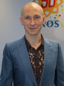 03-09-2014 SHOWBIZZ; DE GROOTSTE FAMILIE VAN NEDERLAND VIERT VOOR DE LAATSTE KEER EEN TROS FEEST. Vele TROS gezichten waren naar CARRE toegekomen om gezamenlijk nog een keer een feestje te vieren. Vele zagen het ook als het einde van de GROOTSTE FAMILIE van NL.
foto: Albert den Iseger