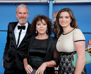 21-09-2014 SHOWBIZZ; PREMIERE VAN MUSICAL MOEDER IK WIL BIJ DE REVUE.
foto: Albert den Iseger